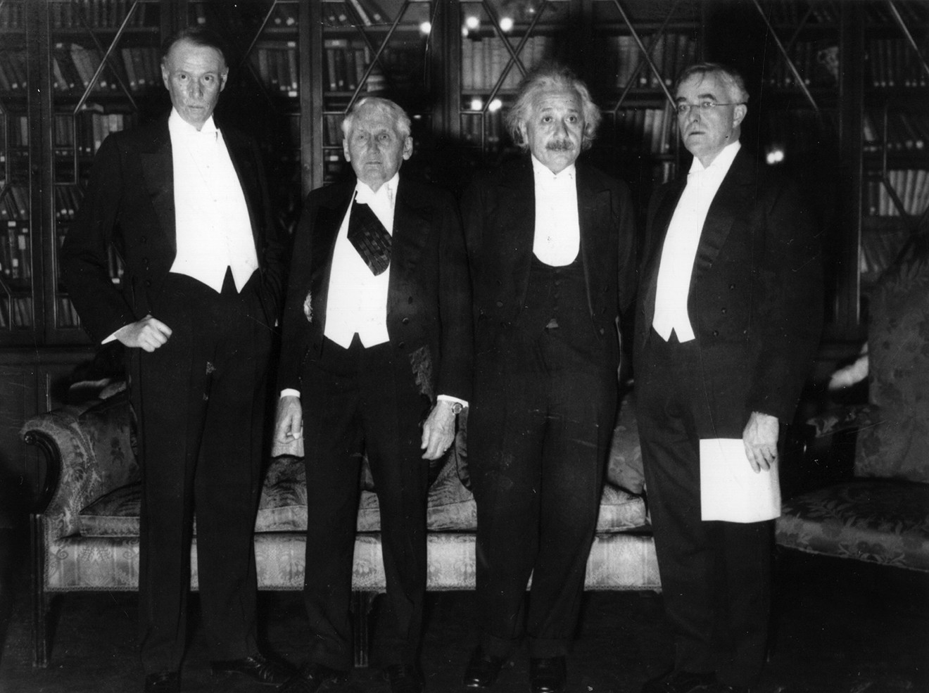 Нобелевские лауреаты на обеде в честь столетия со дня рождения Альфреда Нобеля. 1933 год