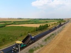 Natiq Cəfərli: “Hökumət təmir-tikinti işləri həyata keçirən xarici şirkətləri “investor” kimi təqdim edir”