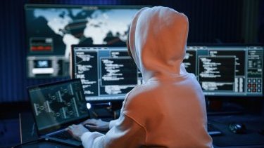 Хакеры ищут обходные пути для атак на базы оборонных ведомств